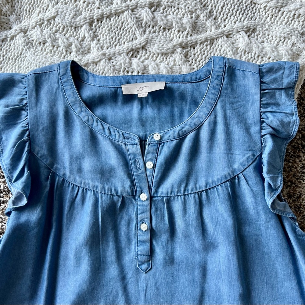 Loft Chambray Sleeveless Blouse with Ruffle Shoulders, Size XL